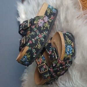 Hey Girl  Platform Sandals